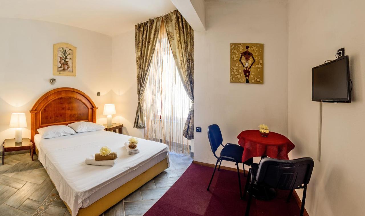 Rooms Laura Medulin Exterior foto
